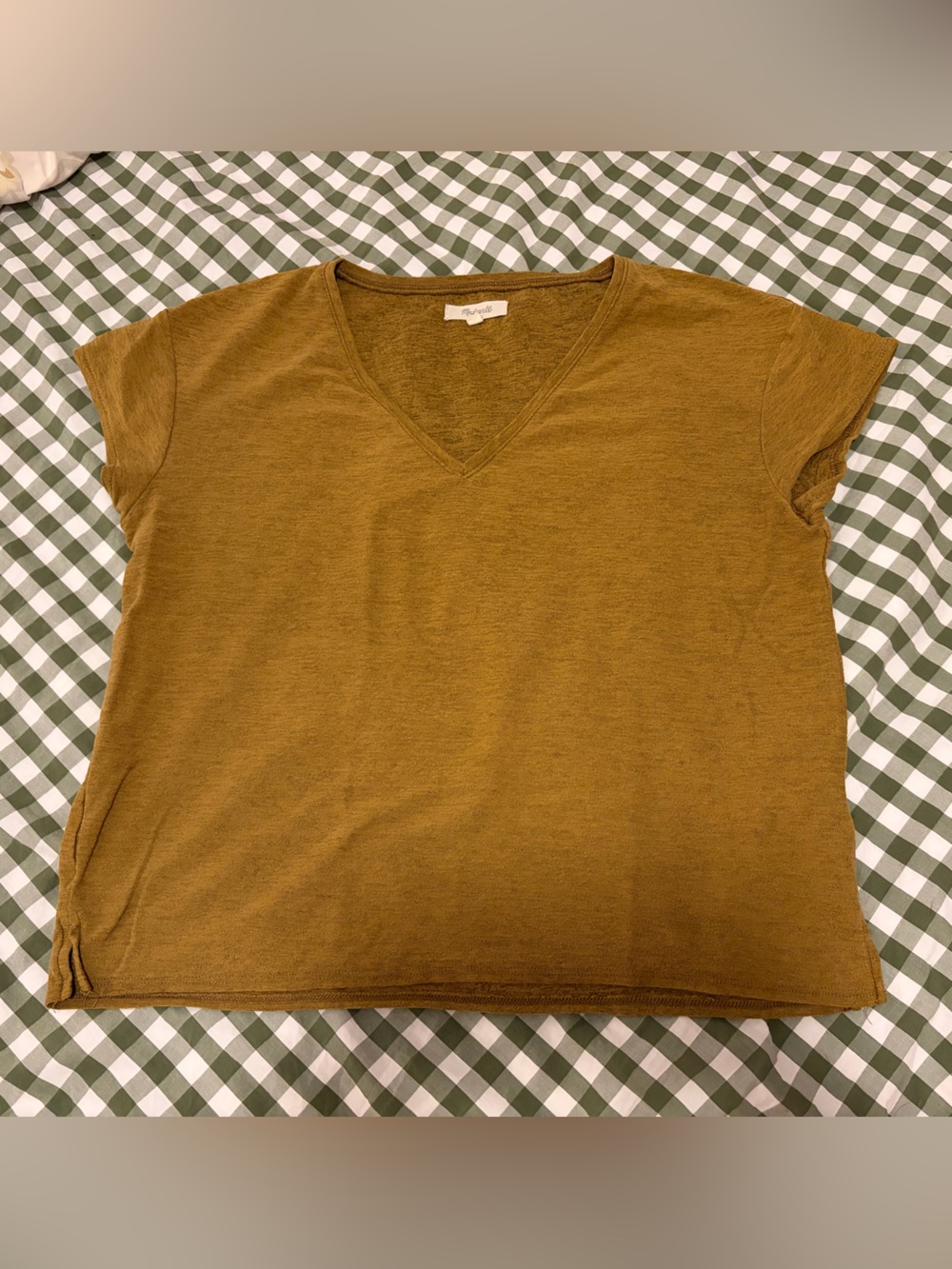 Madewell Short-Sleeve V-Neck Tee in Olive